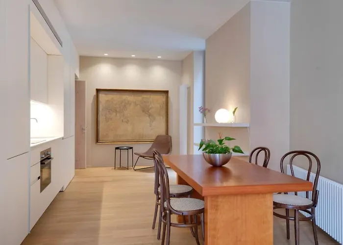 Flateli Rei Marti 1 * Жирона